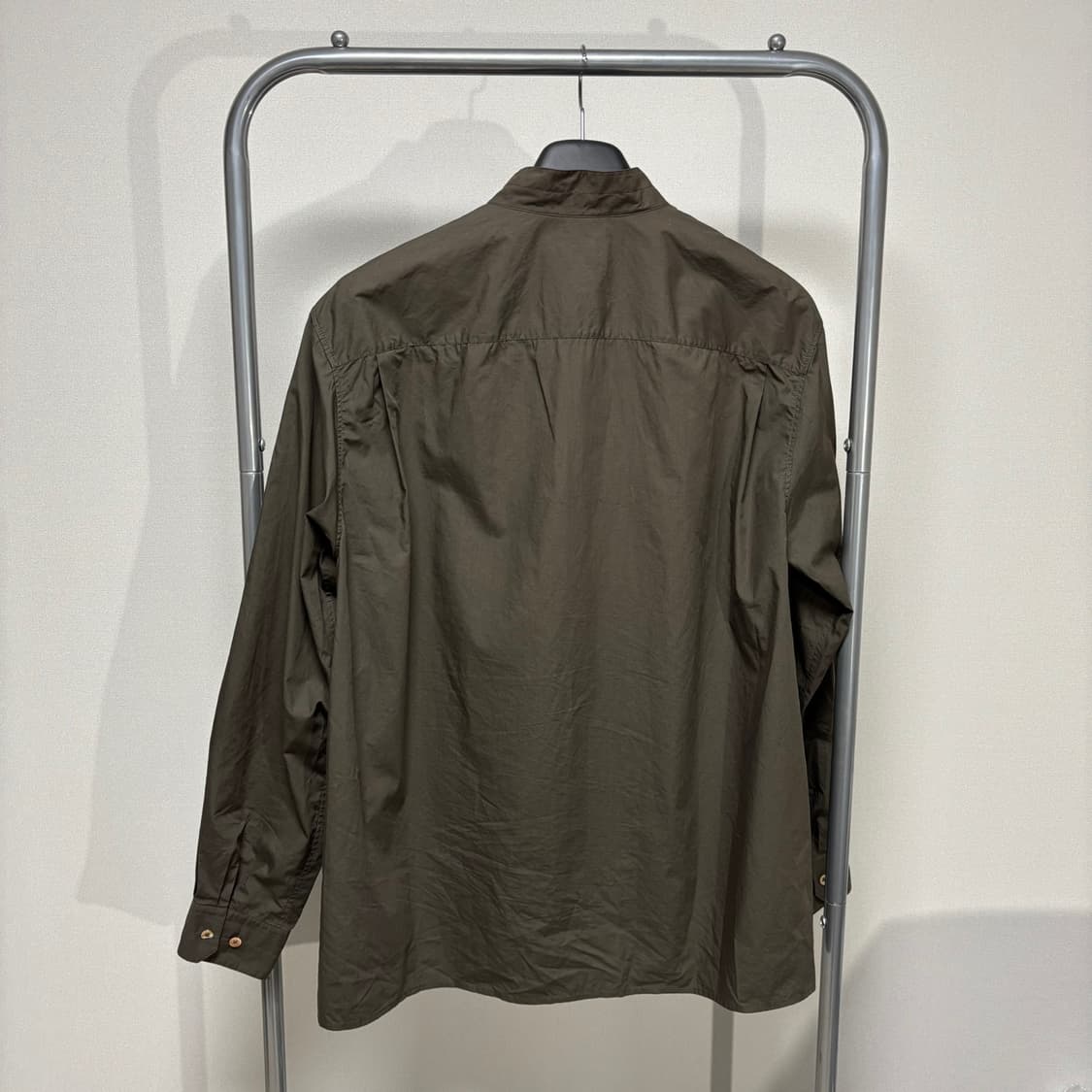 48) 르메르 22ss 트위스트 셔츠 상품이미지4