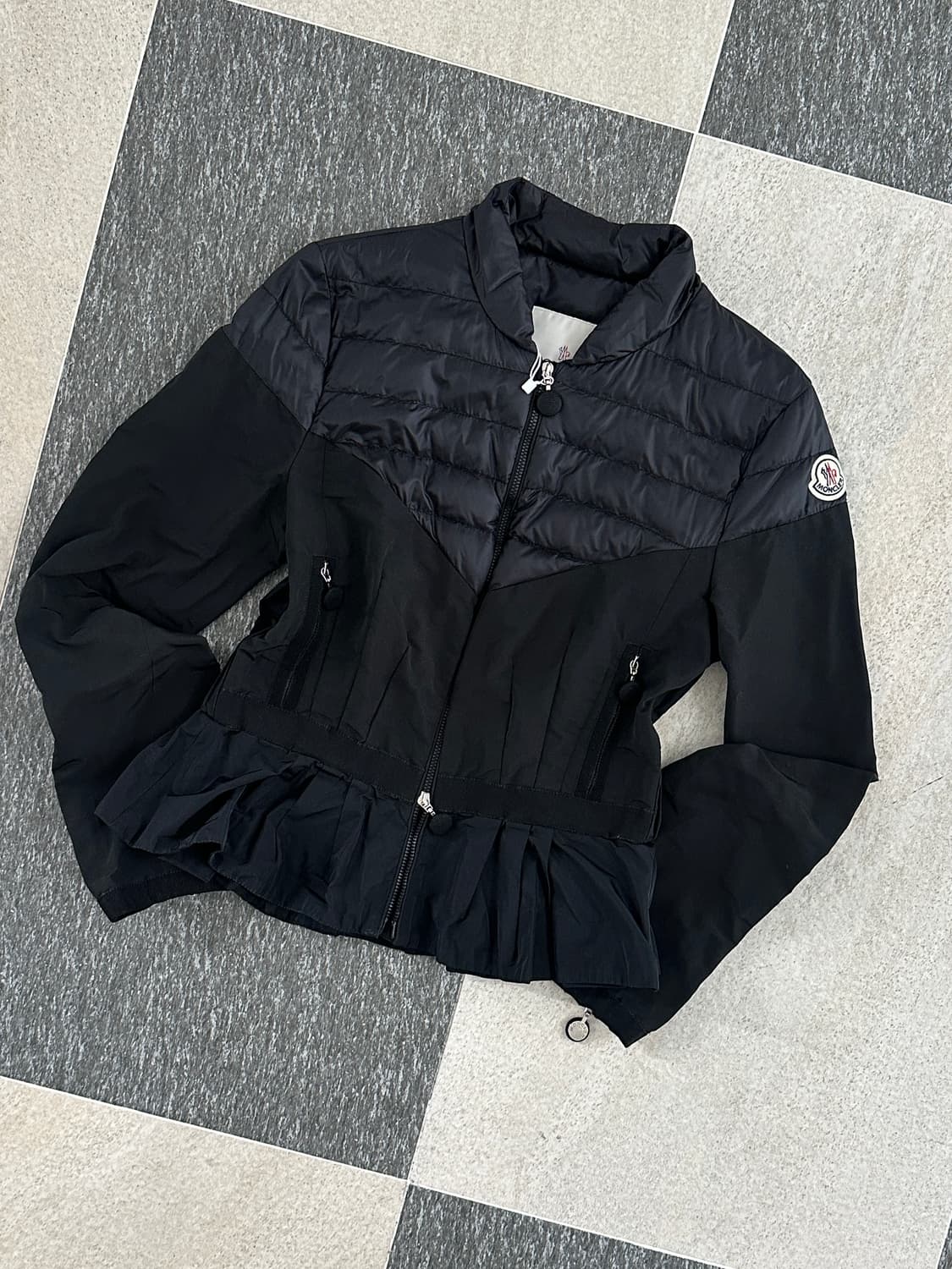 몽클레어 DUVAL 바이커 패딩 / 바람막이  상품이미지3