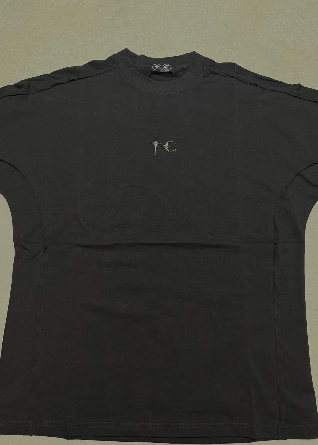 떠그클럽 케이브 반팔티 상품이미지1