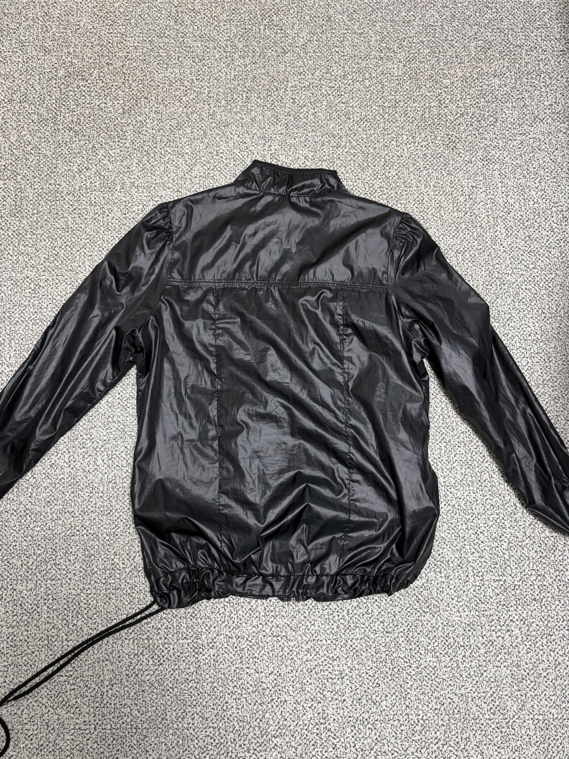 아디다스 블랙 유광 점퍼 M 상품이미지2