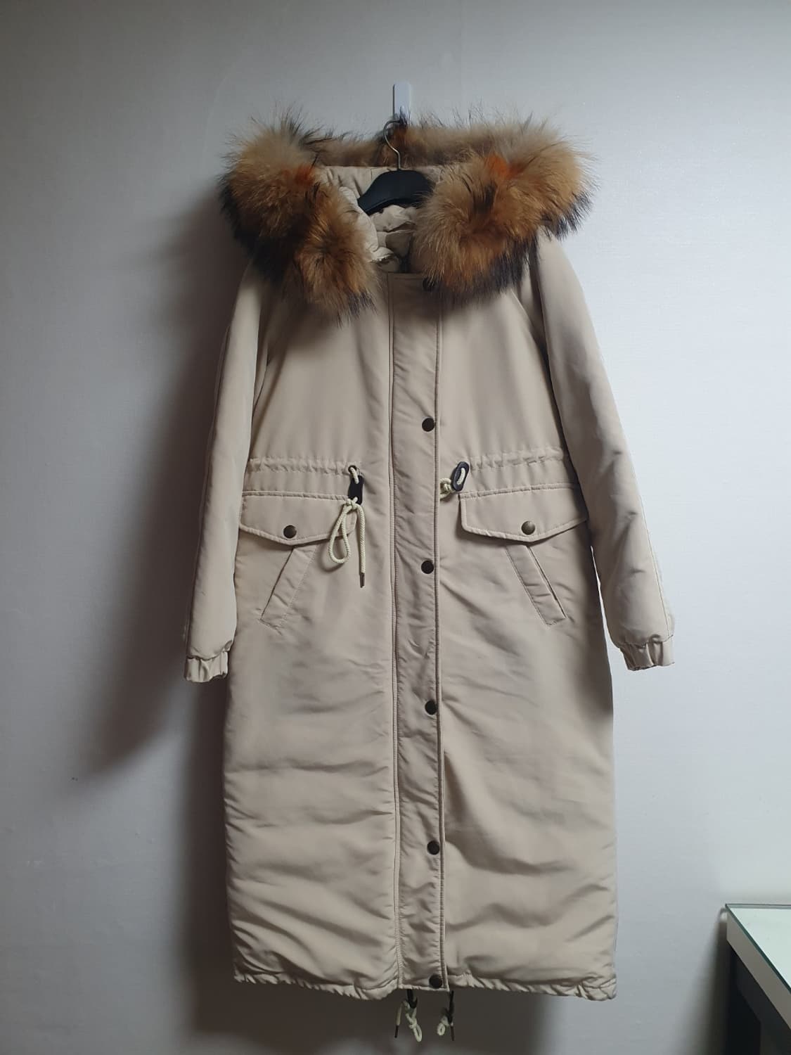 버버리 여성 롱패딩 라쿤퍼 베이지 다운파카 S 상품이미지1