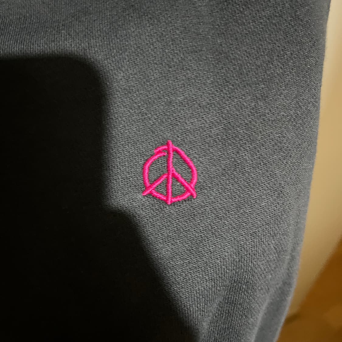 (XXL) 나이키 트리플 스우시 월드투어 자수 맨투맨 스웻셔츠 상품이미지7