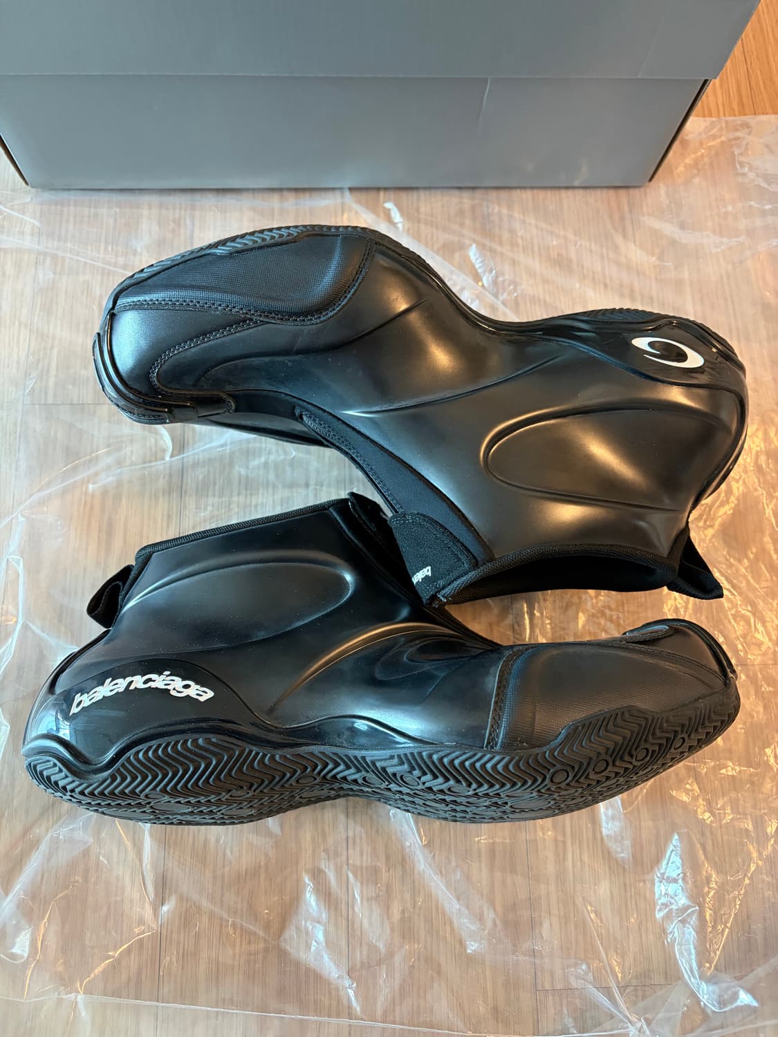 [41] 발렌시아가 바스켓볼 스니커즈 블랙 상품이미지1