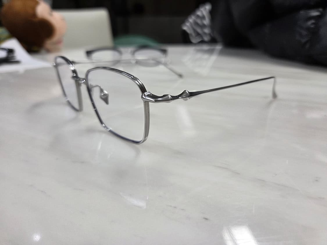 젠틀몬스터 aba-02 급처 상품이미지4