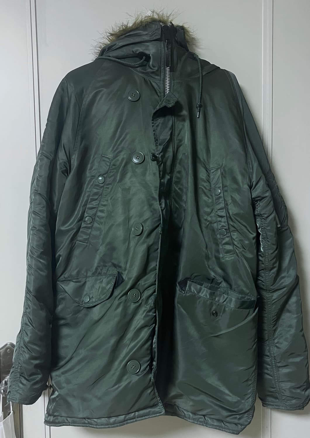 알파 인더스트리 인조퍼 후드 카키 점퍼 상품이미지1