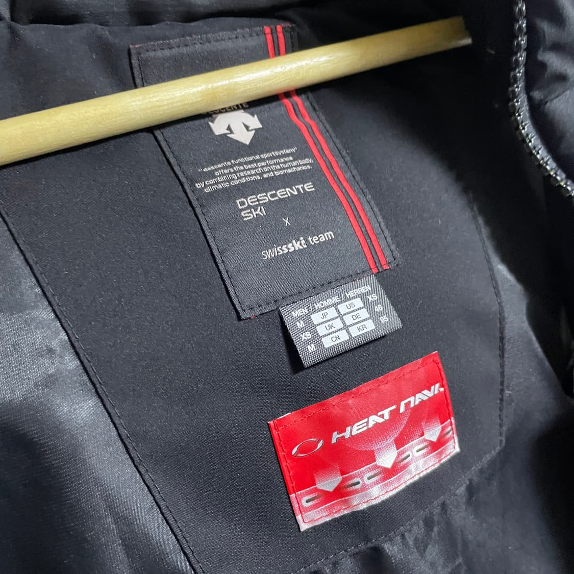 데상트 레플리카 볼륨 다운 베스트 M (남성 100정도 상품이미지9