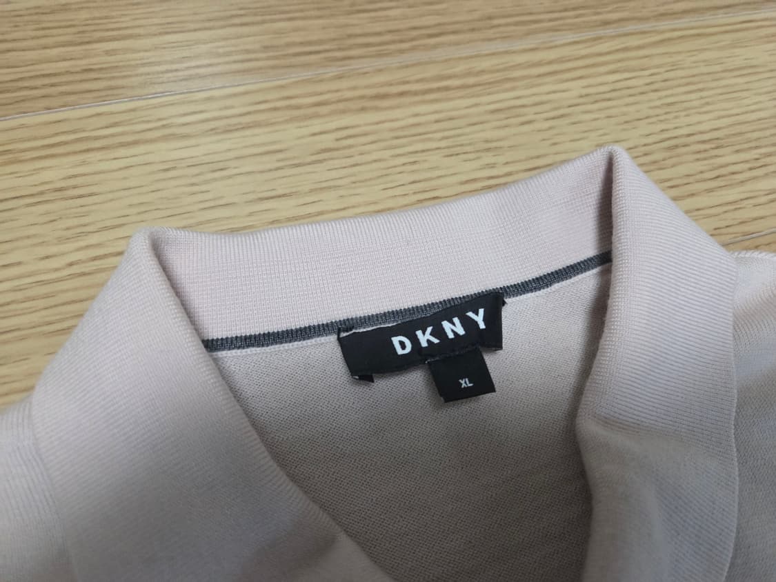DKNY 이태리 울 카라넥 롱슬리브 니트 상품이미지4