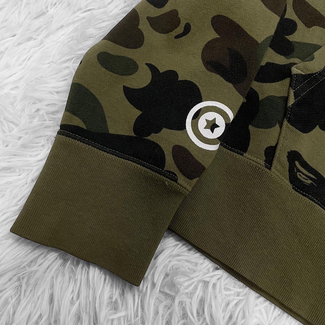 베이프 Bape 1st 녹계 카모 샤크 풀 후드집업 상품이미지5