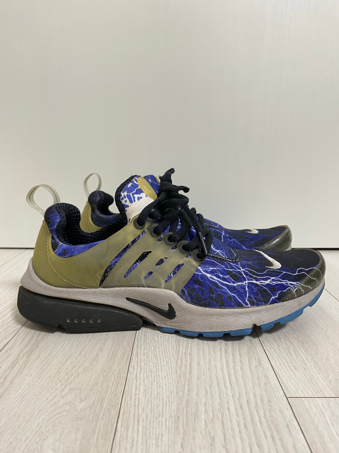NIKE AIR PRESTO LIGHTNING OG RETRO 상품이미지5