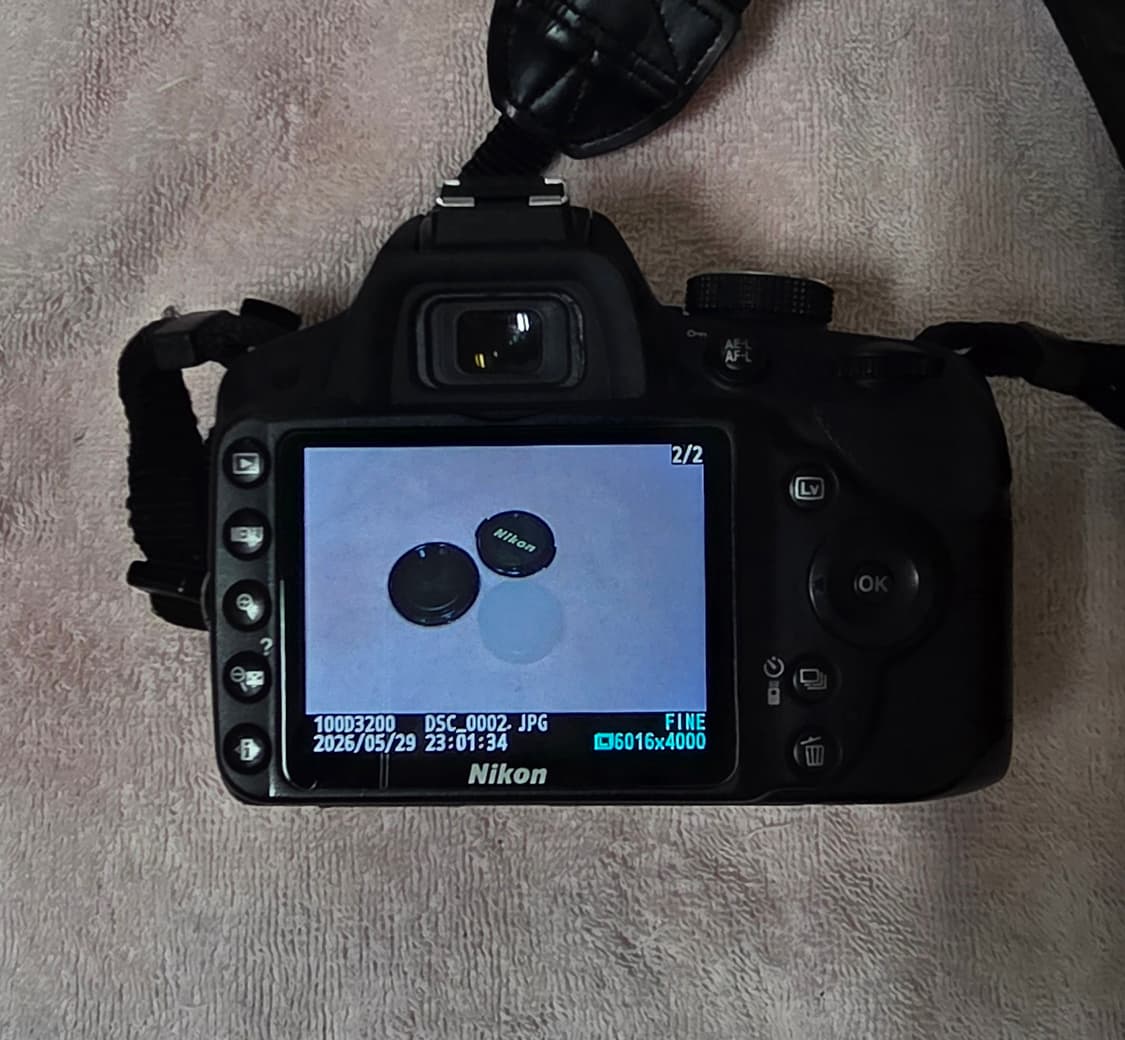 니콘 디지털카메라 D3200 와 18-55mm 렌즈팝니다. 상품이미지8