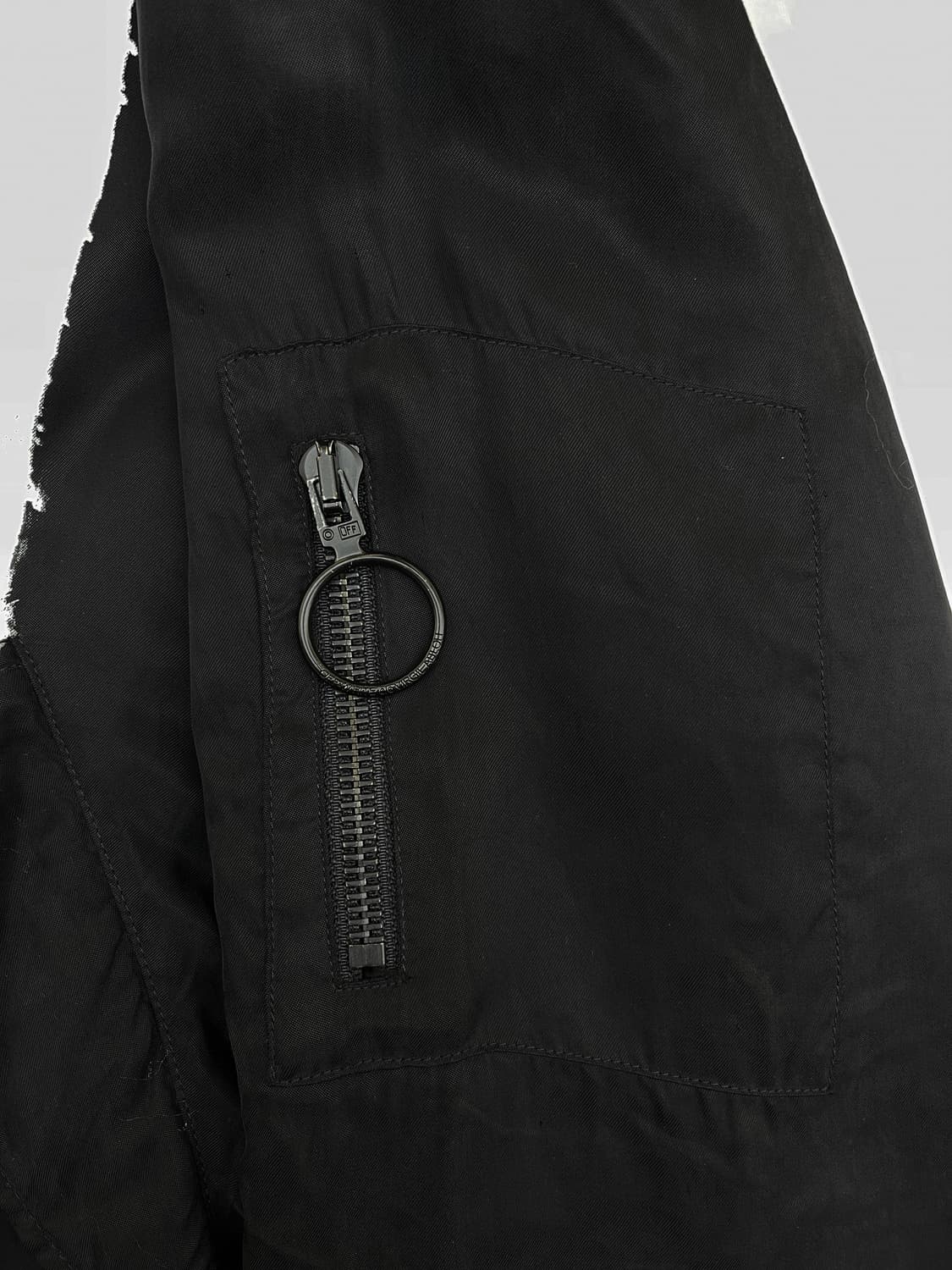 오프화이트 x 바니스 뉴욕 프레임 오프 마인드 큐프로 봄버 자켓 상품이미지6