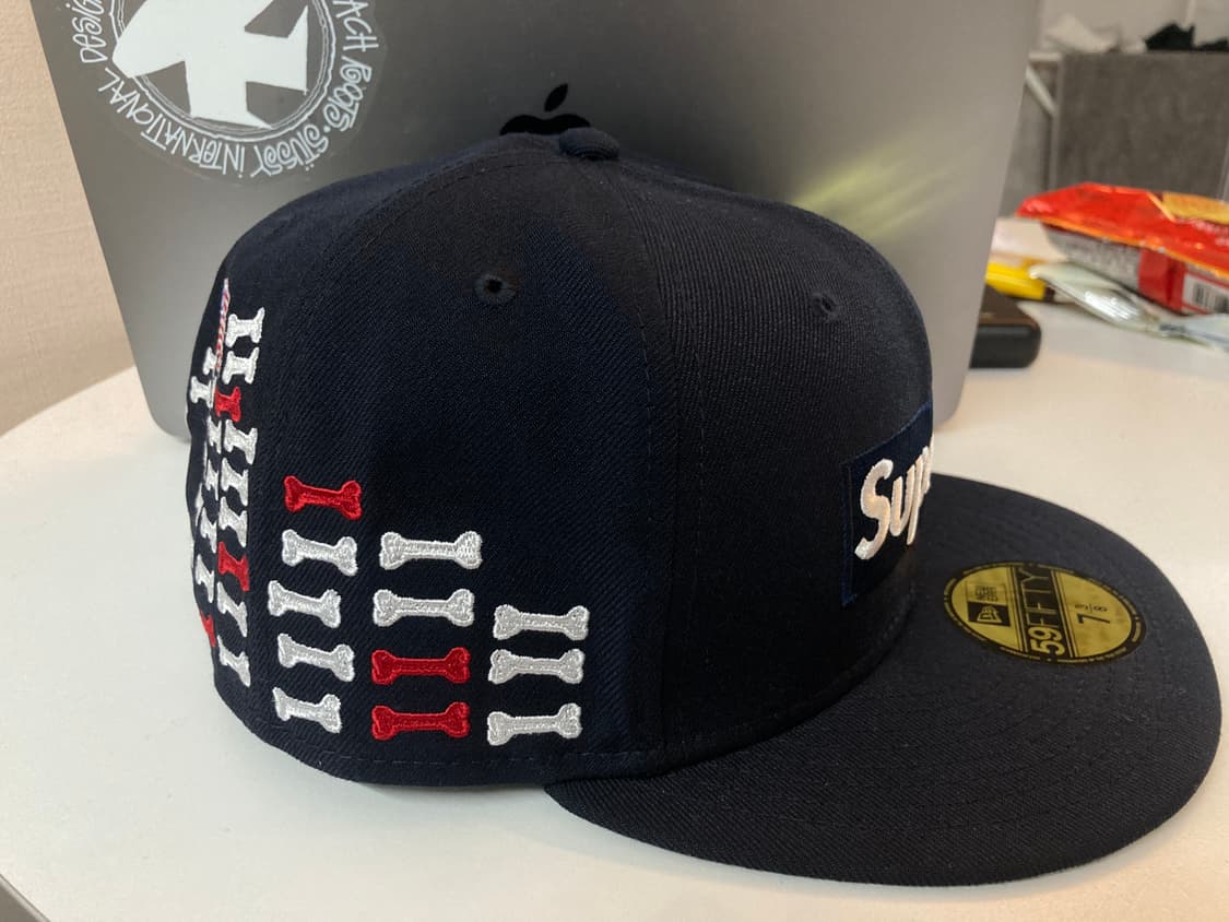 슈프림 본즈 박스로고 뉴에라 네이비 상품이미지4