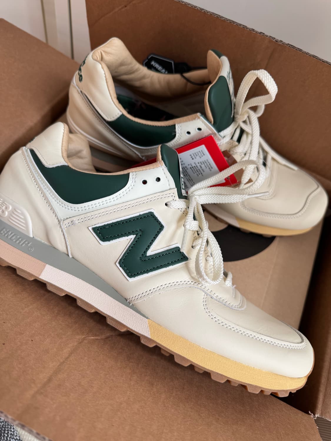 뉴발란스 576 더아파트먼트( 280.285.사이즈290) 상품이미지1