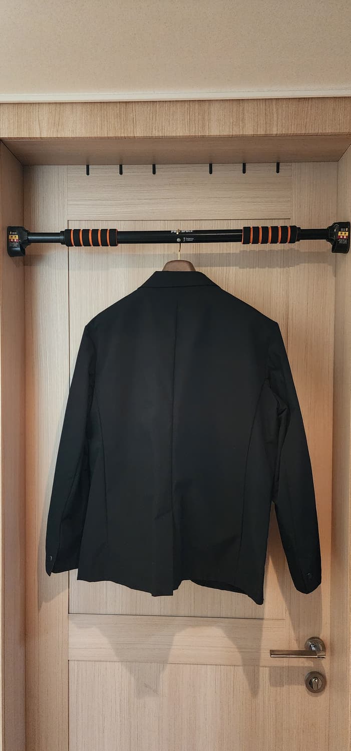 자라 블랙 방수 자켓 L(100~105) 상품이미지2