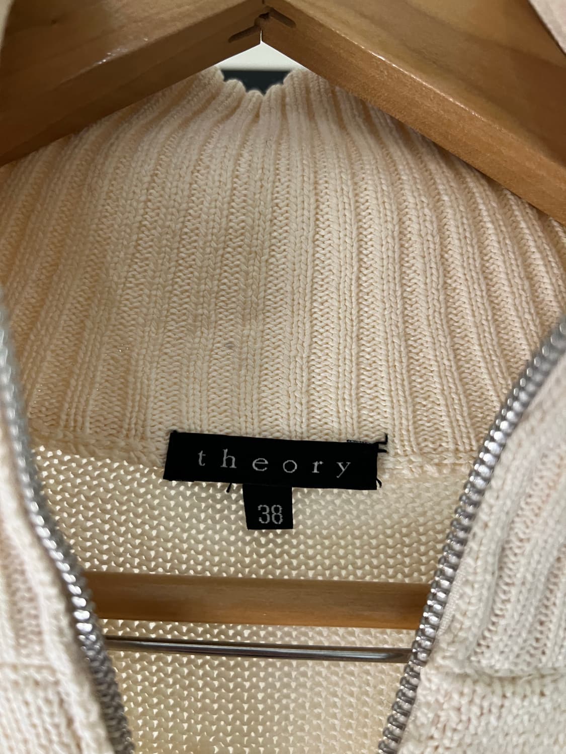 Theory 아이보리 니트집업 상품이미지3