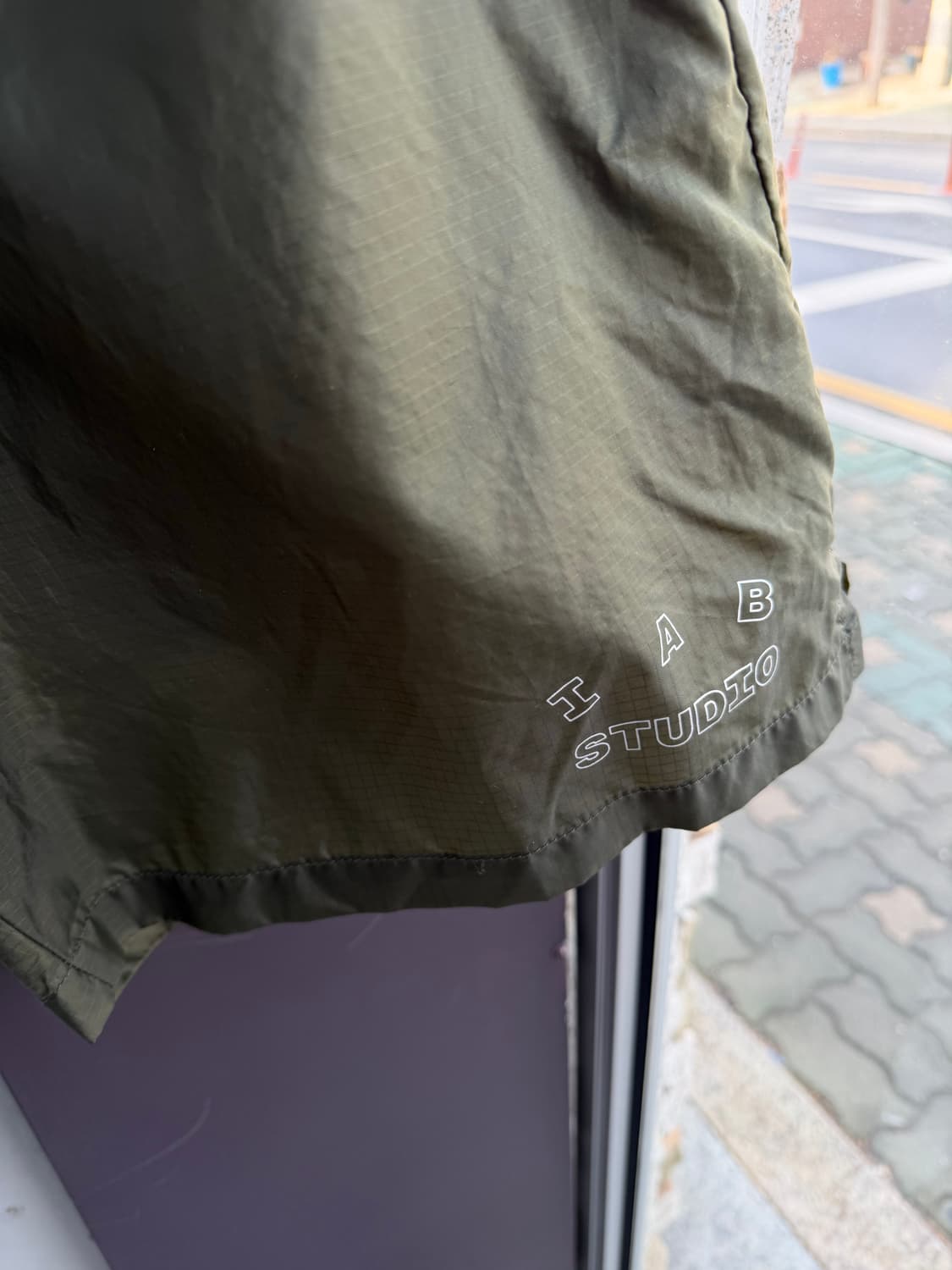 L/ 아이앱스튜디오 우븐 나일론 쇼츠 팬츠 상품이미지4