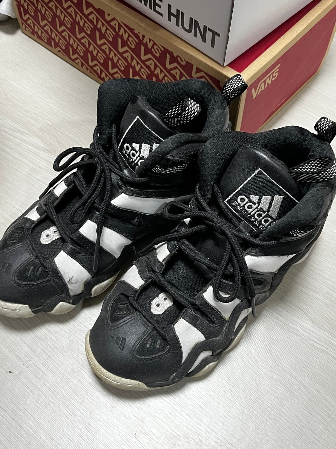 아이다스 크레이지 8 상품이미지1