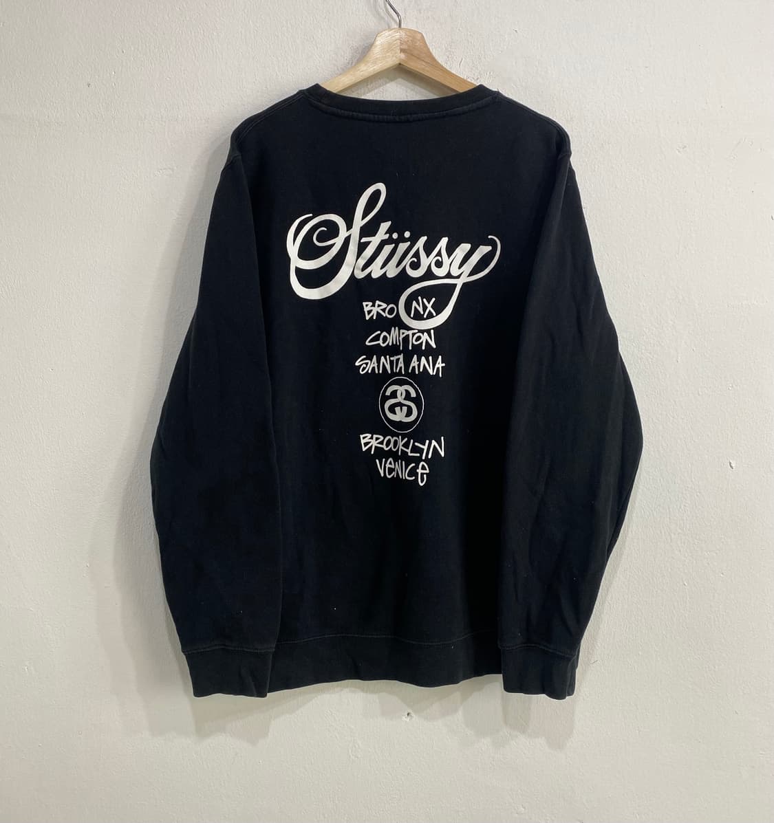 스투시 월드투어 스웻 상품이미지3