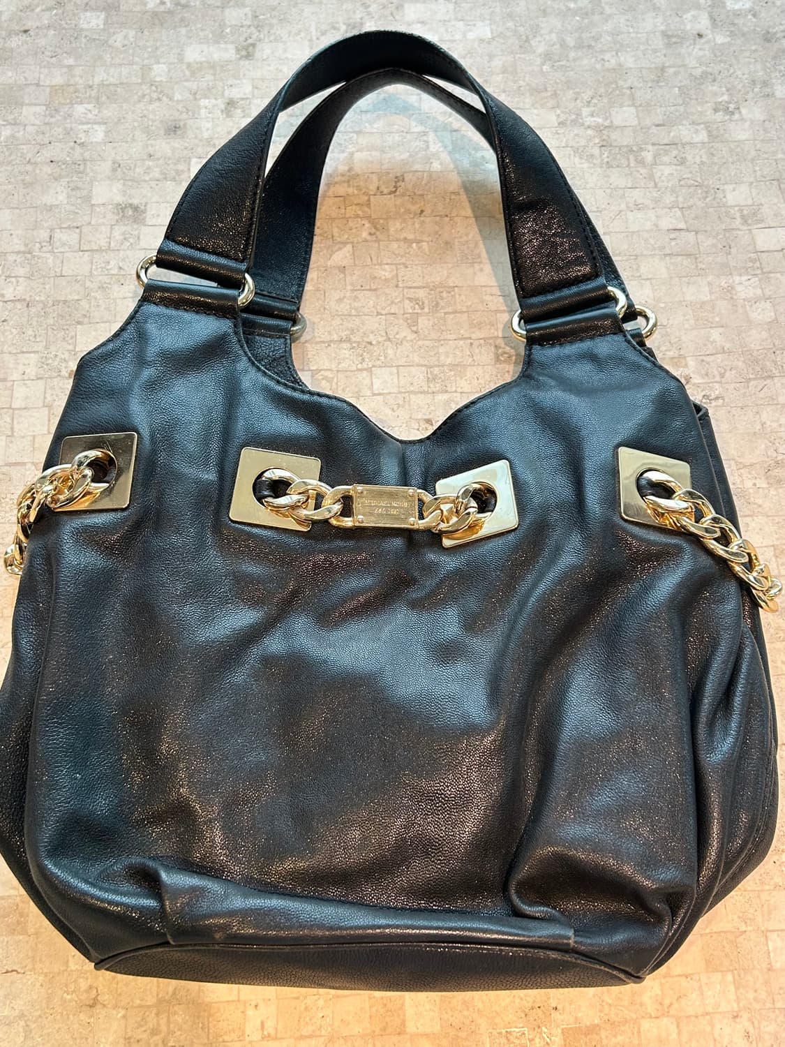 마이클코어스 레더 숄더백 상품이미지1