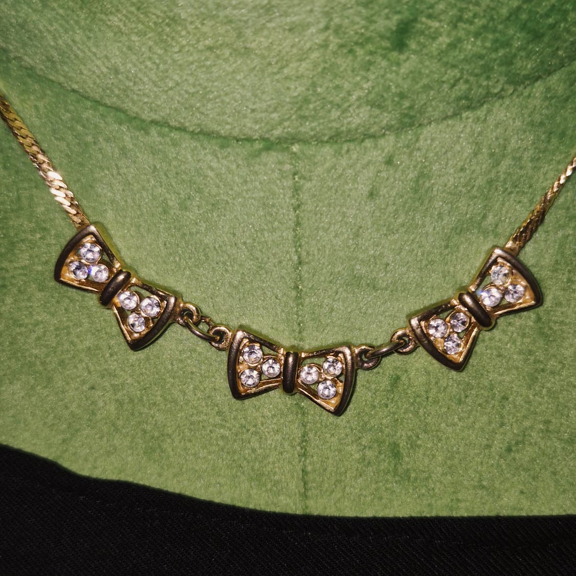 90s 프랑스 꾸레쥬 리본 크리스탈 초커 상품이미지7