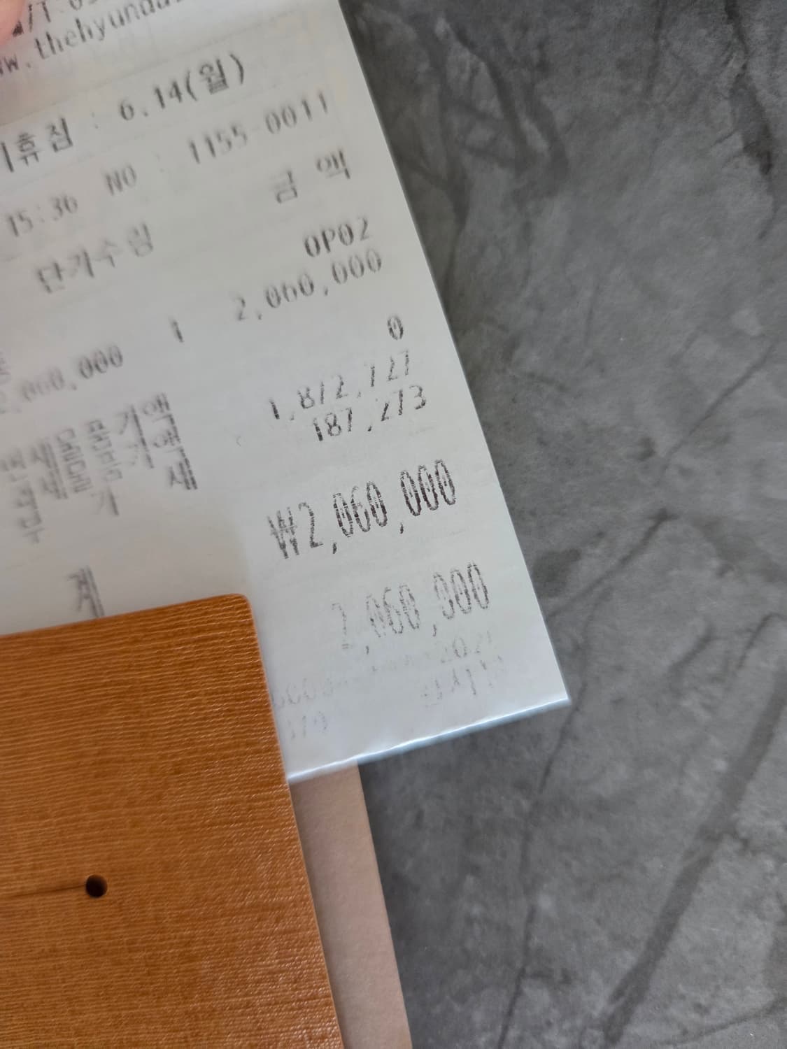 루이비통 쁘띠 삭 플라 앙프렝뜨 블랙 상품이미지3