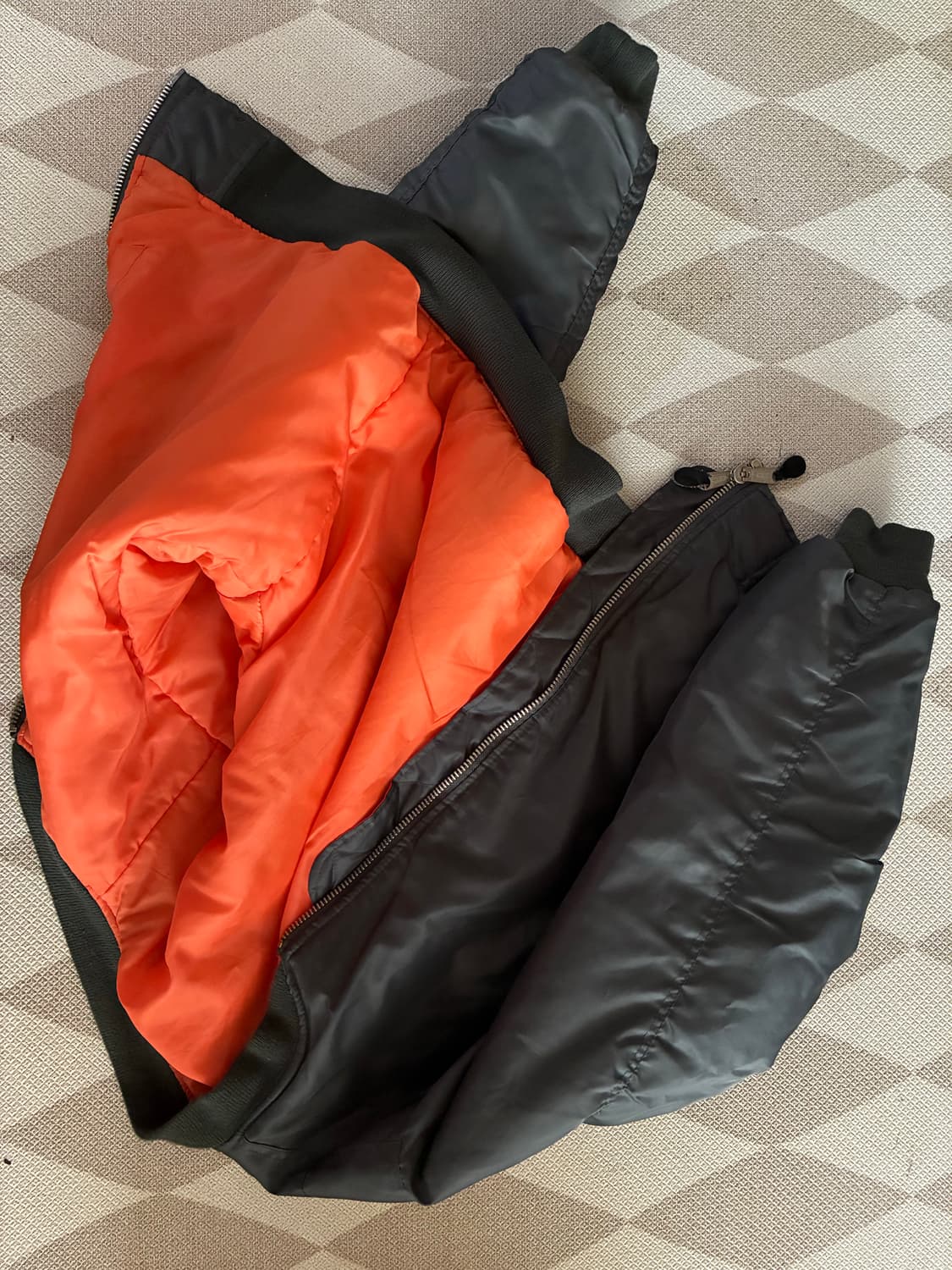 로스코 ma-1 항공점퍼 그레이 색상(실물은 세이지그린에 가까움) 상품이미지1