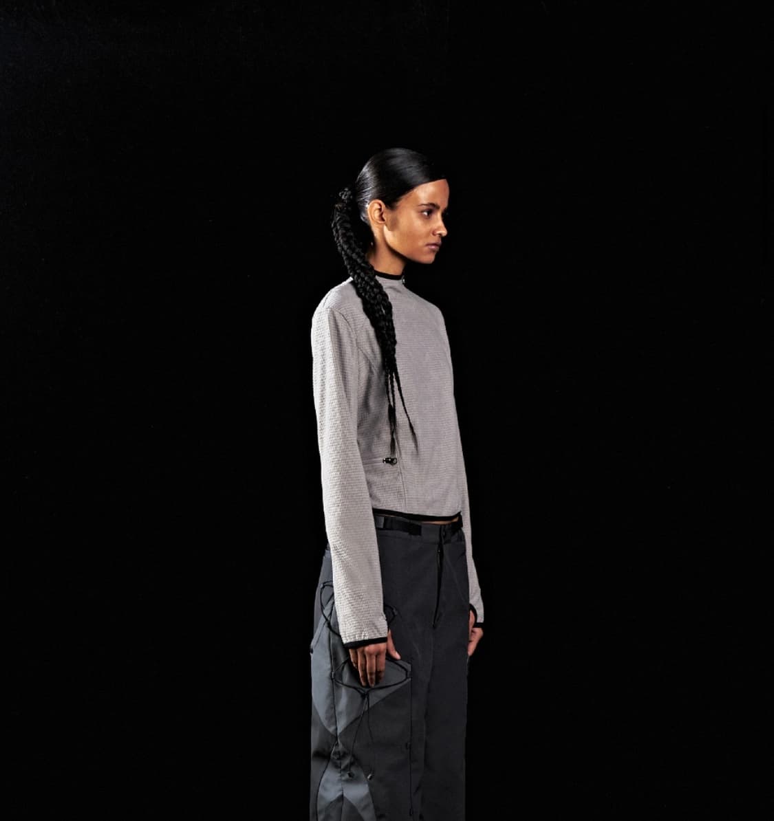 DIFFERENTIS.OK Quarter Zip Crop Top 상품이미지3