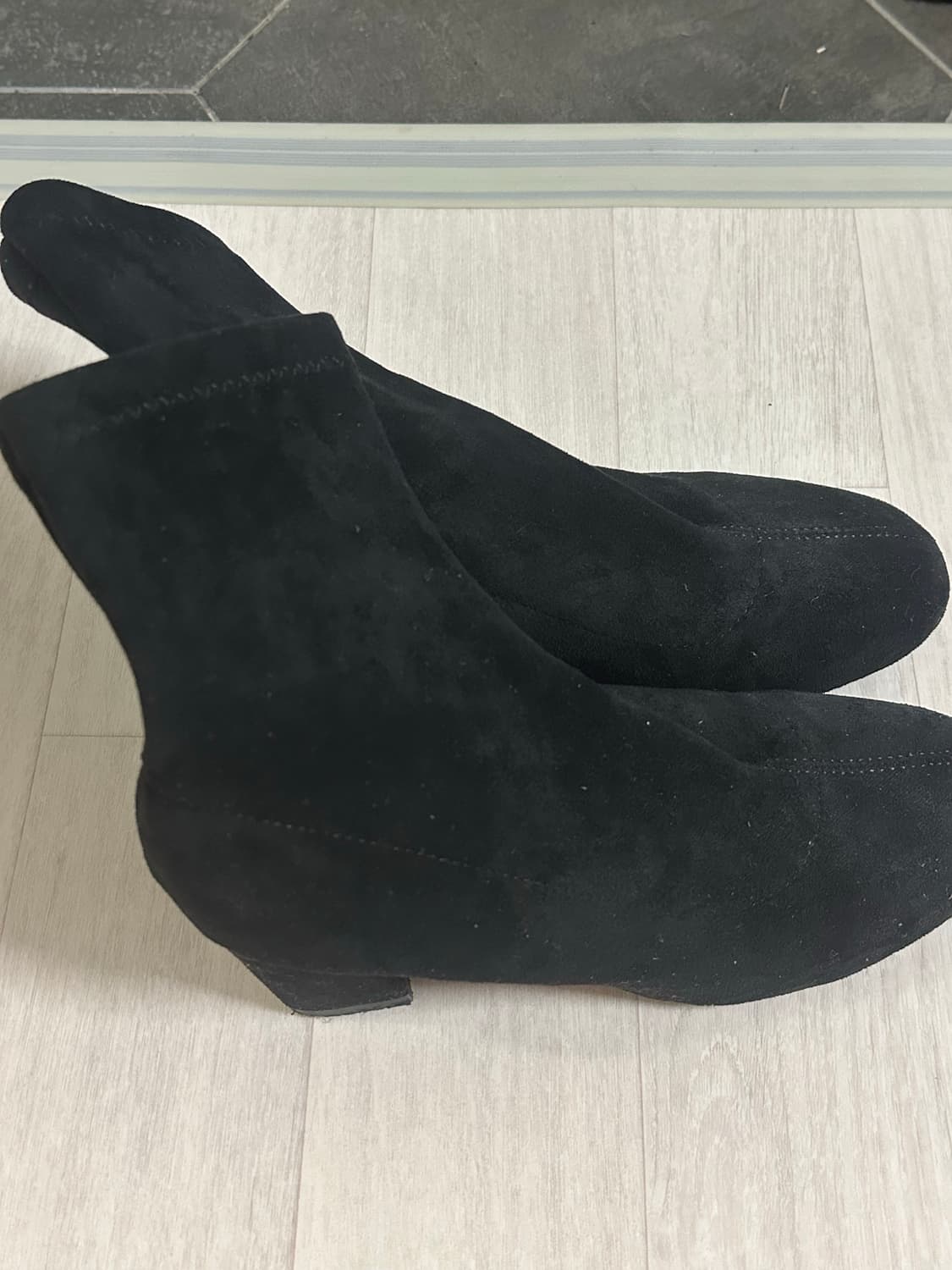스웨이드 블랙 부츠 상품이미지2