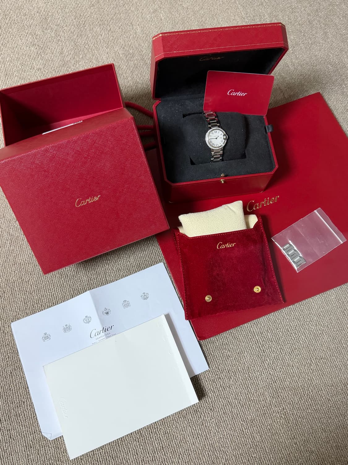 까르띠에 발롱블루 스틸 다이아 28 스몰 판매 상품이미지1