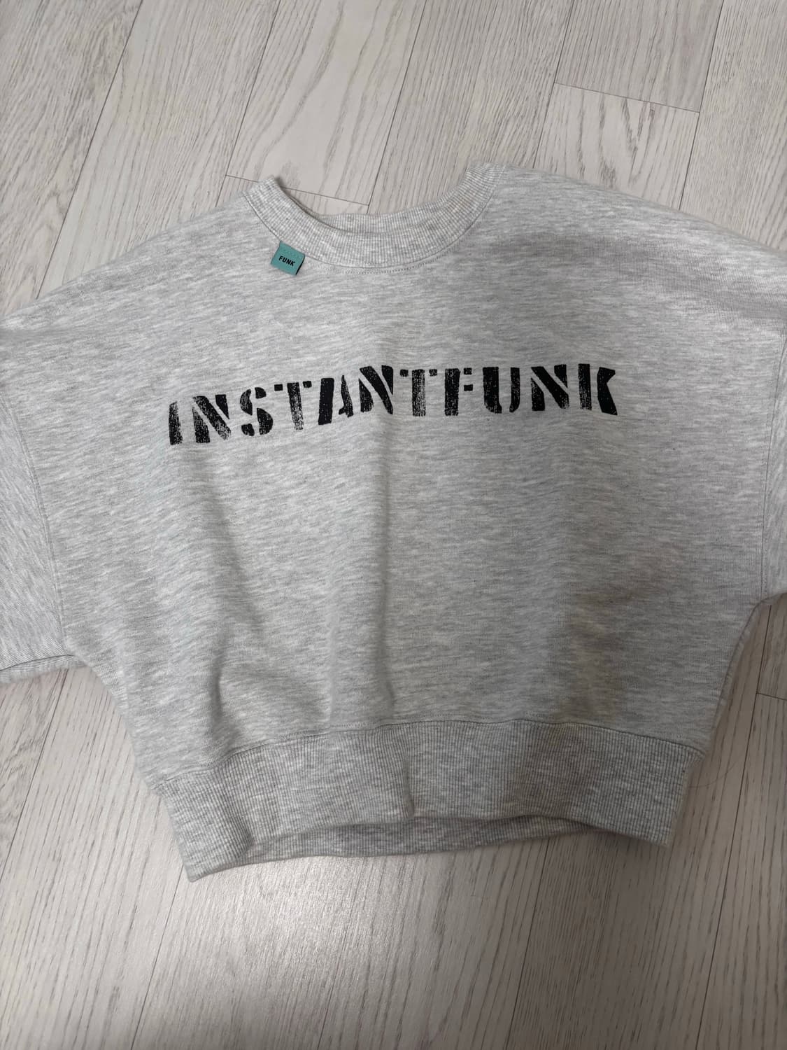 인스턴트펑크 맨투맨 상품이미지1