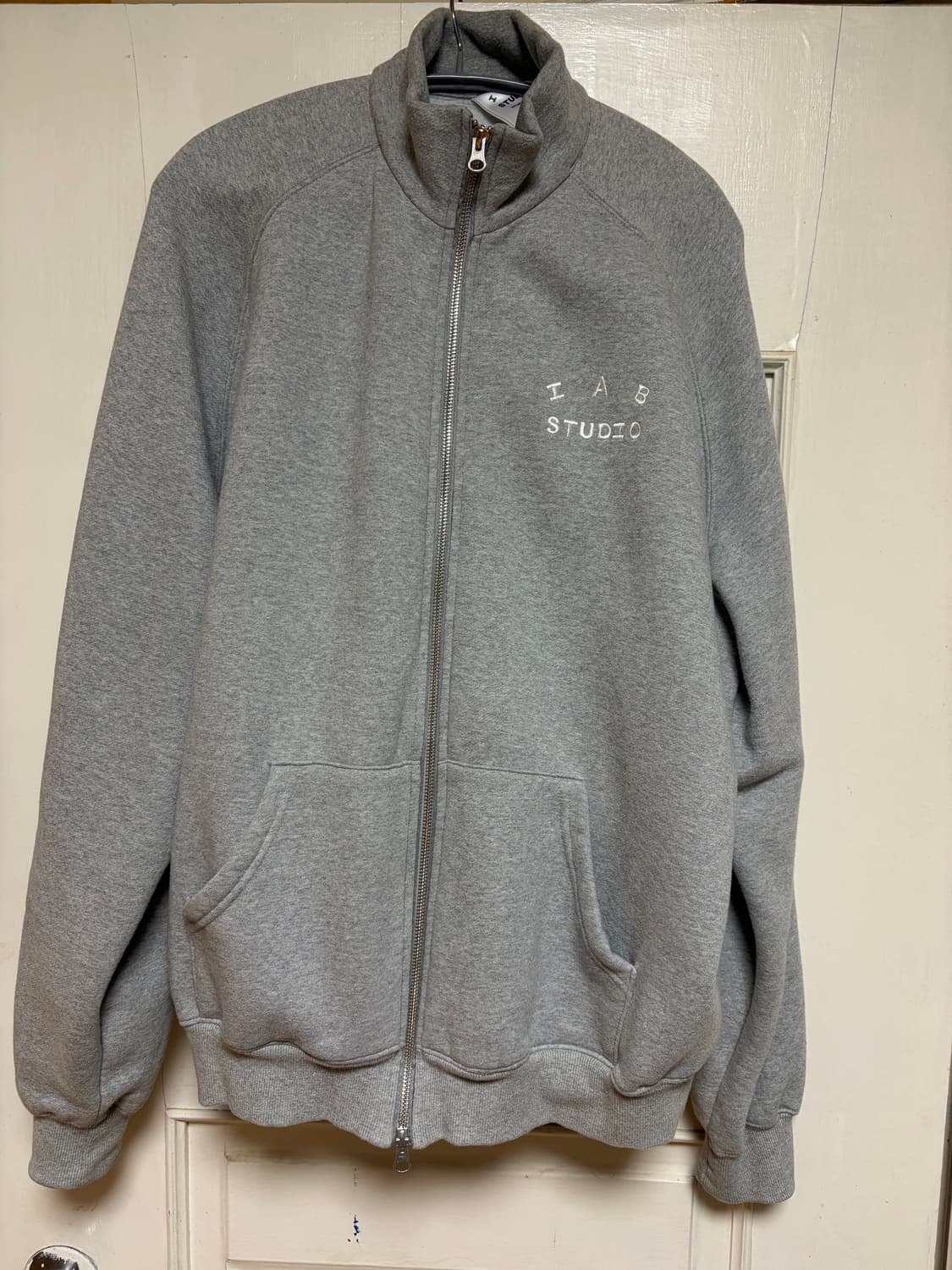 아이앱스튜디오 투웨이 풀 집업 상품이미지1