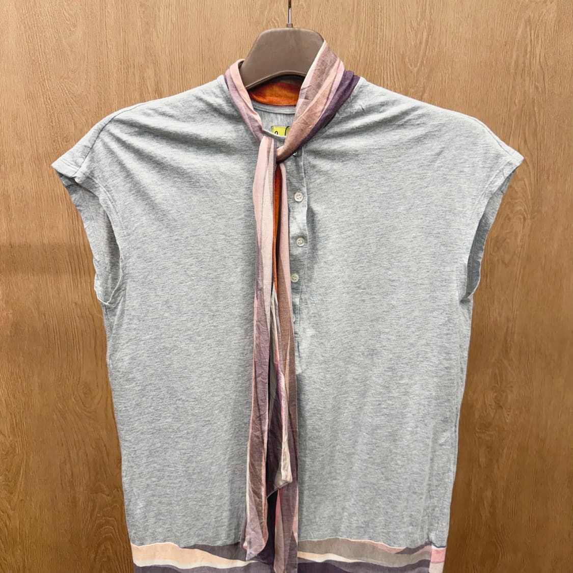 폴스미스 스카프 슬리브리스 배색 보더 스트라이프 패턴 디테일 그레이 상품이미지4