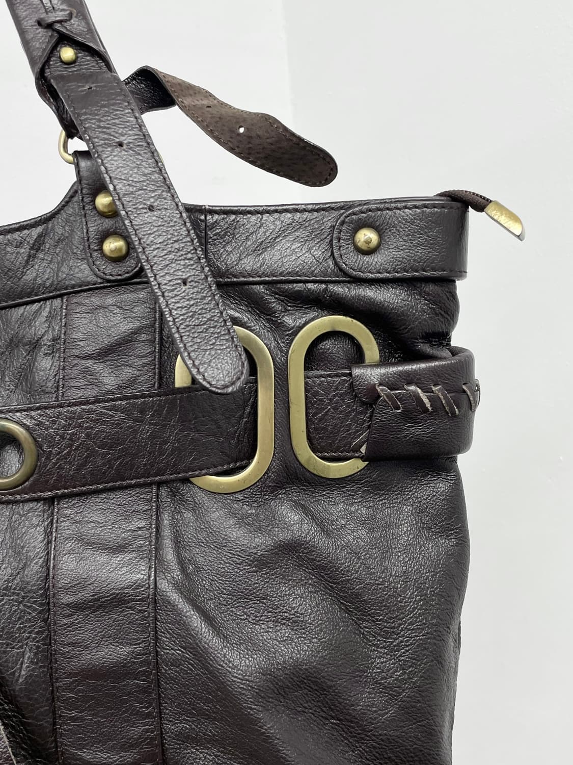 브라운 y2k 스터드 태슬 숄더백 상품이미지7