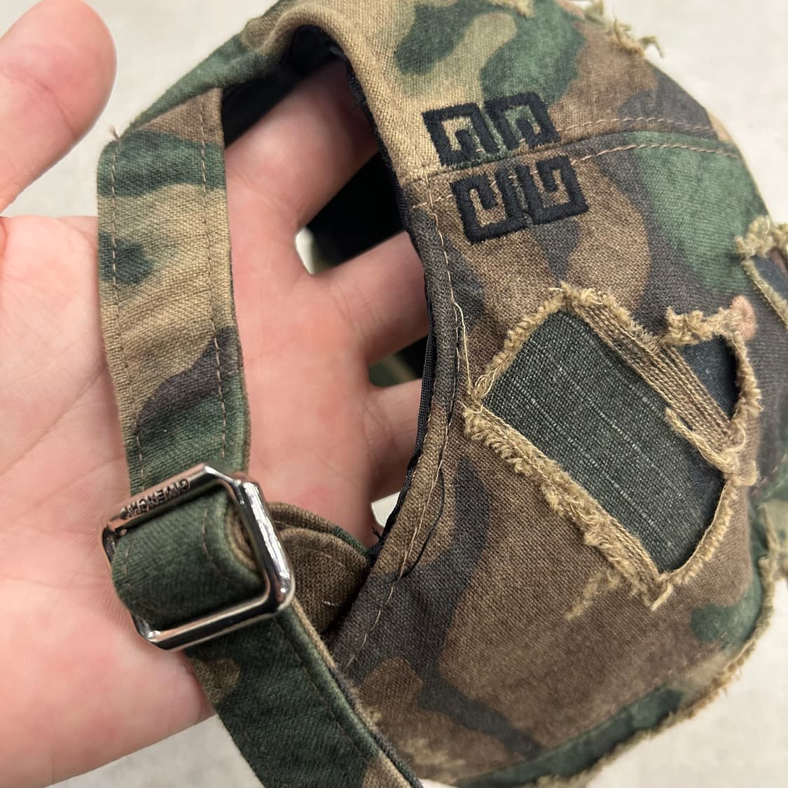 21FW GIVENCHY 상품이미지3