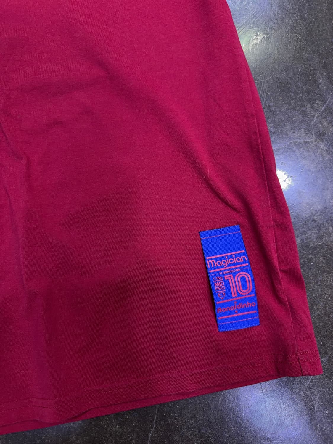 나이키 FC 바르셀로나 R10 매지션 호나우지뉴 드라이핏 티셔츠 M 상품이미지4