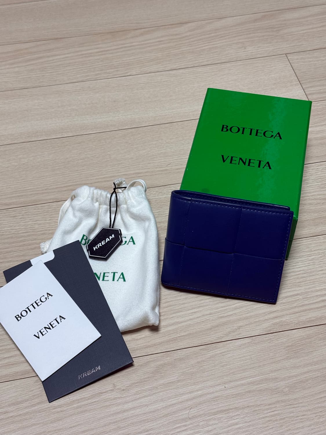 보테가베네타 반지갑 상품이미지1