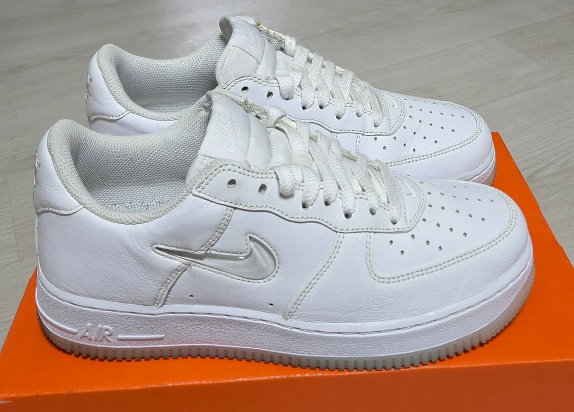 나이키 에어 포스 1 로우 컬러 오브 더 먼스 뽈록 상품이미지4