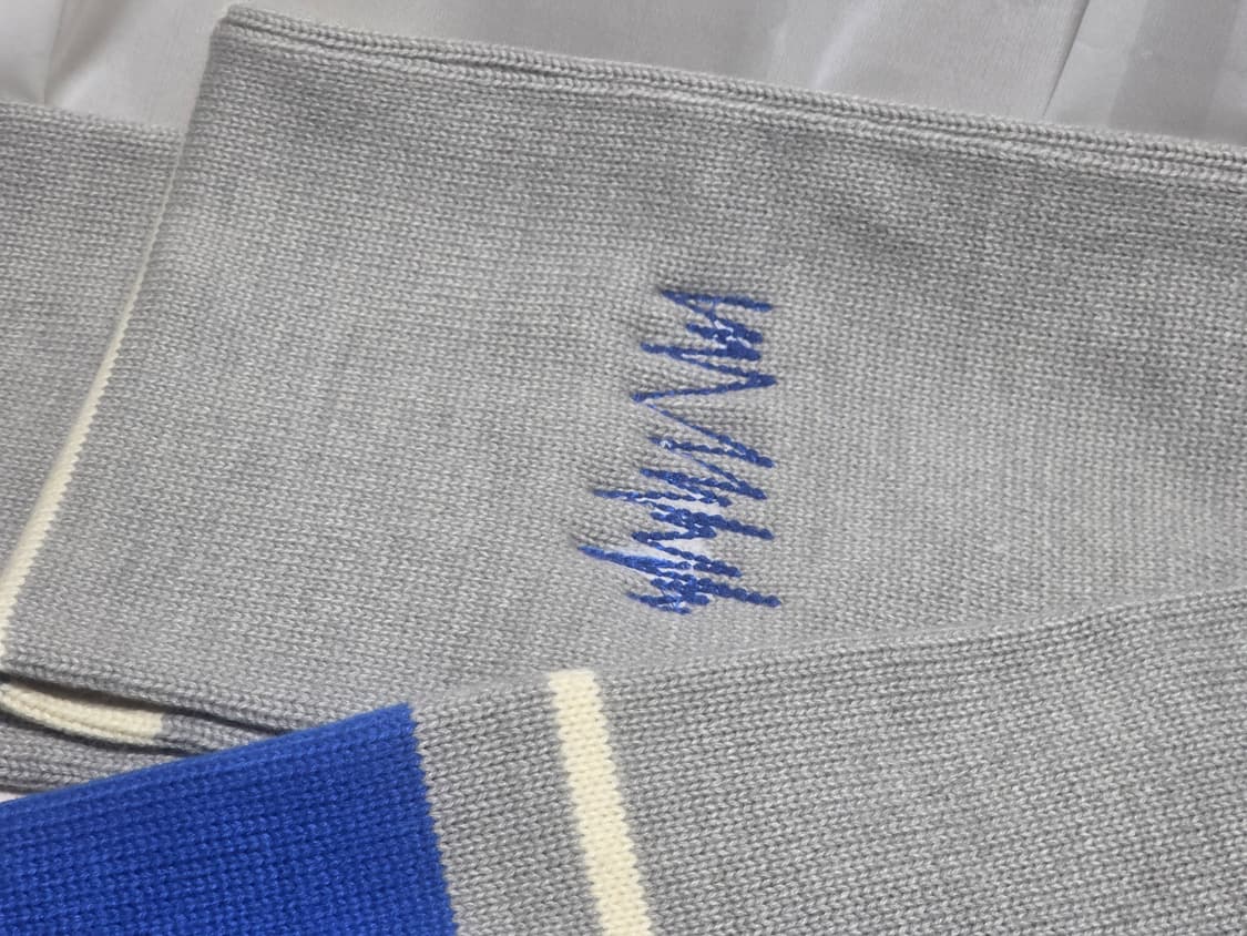 아더에러 머플러 상품이미지2