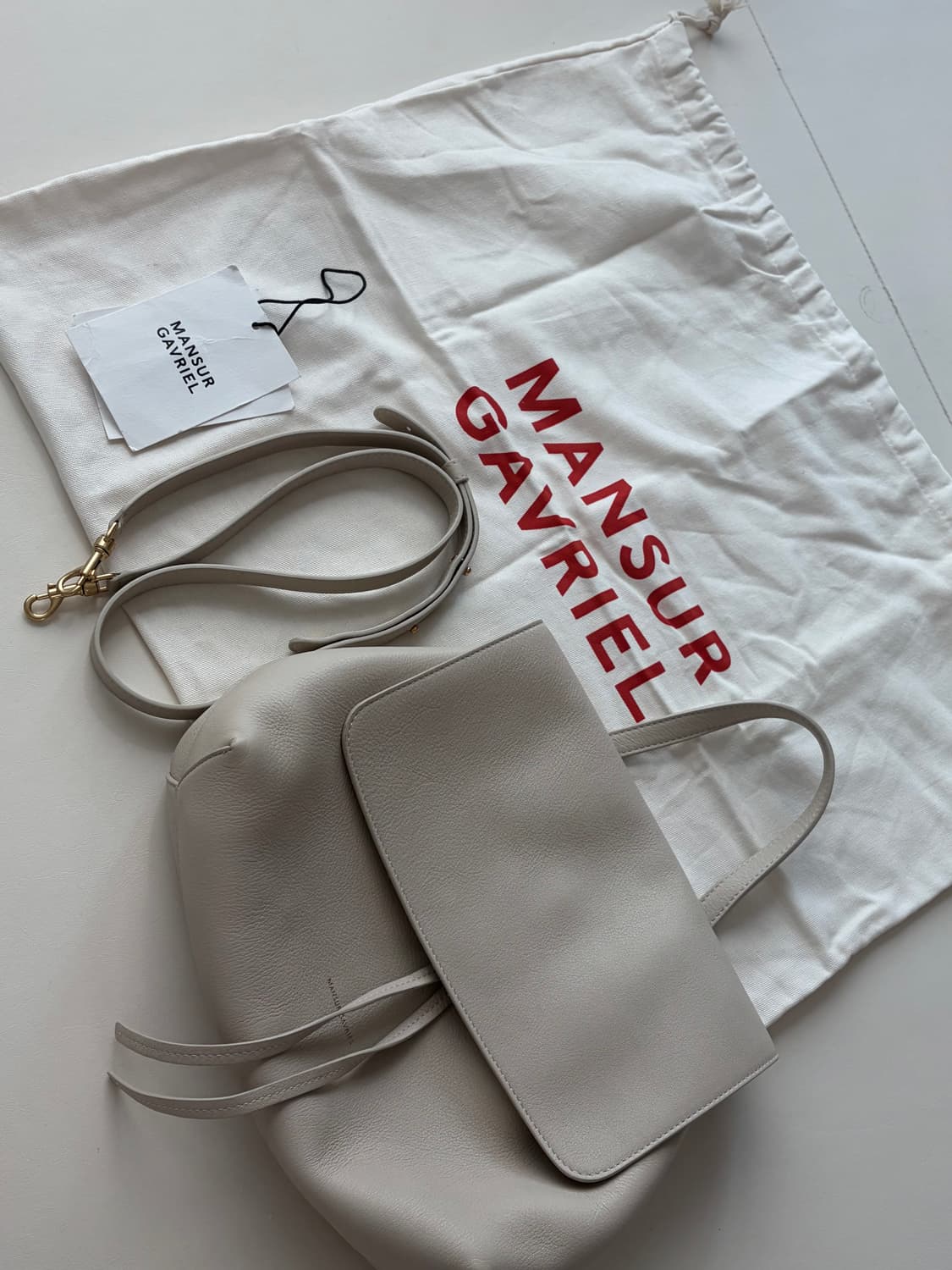 만수르가브리엘 소프트 레이디백 아이보리 (큰 사이즈) 상품이미지3