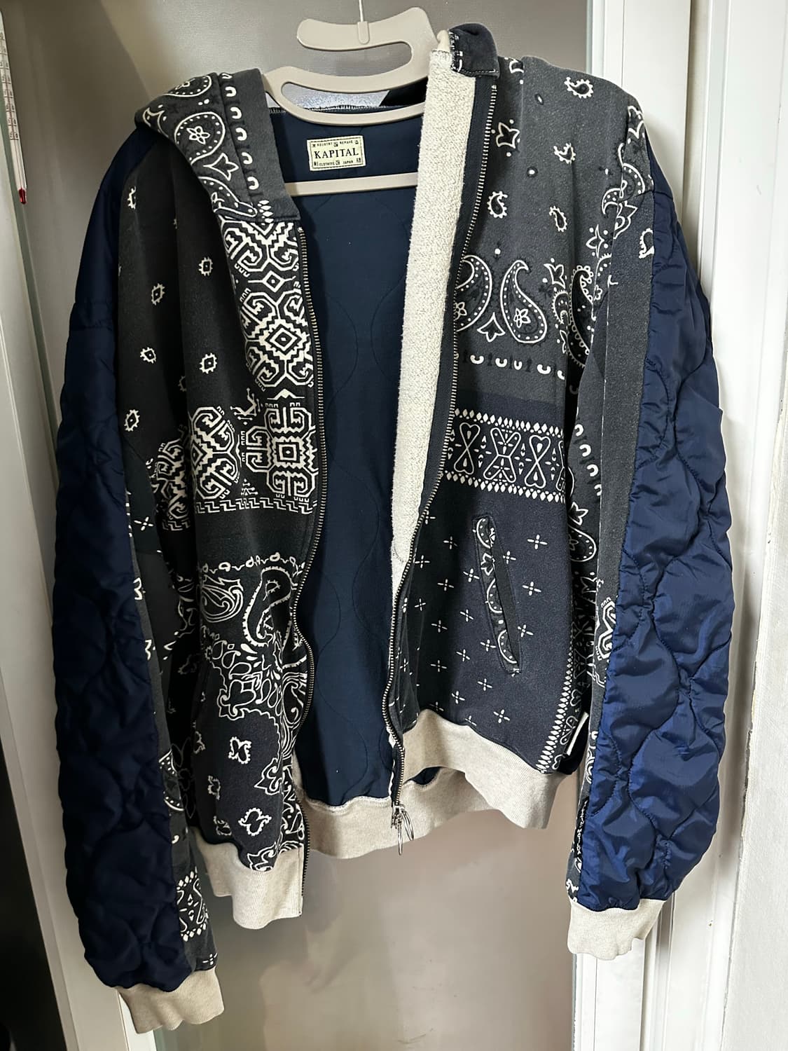 캐피탈 비부악 후드 블랙 상품이미지1