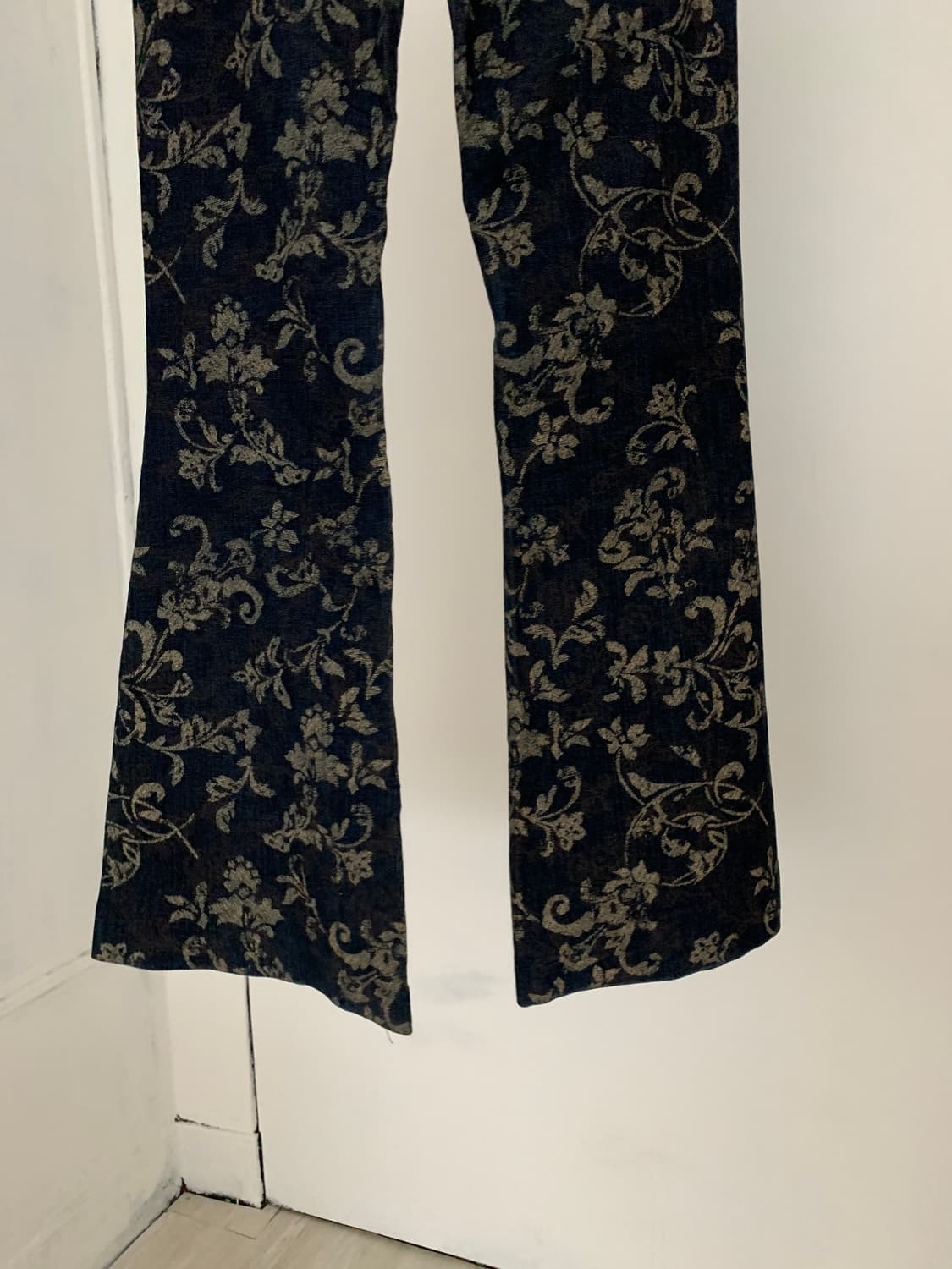 Oriental pattern bootcut jeans 상품이미지8