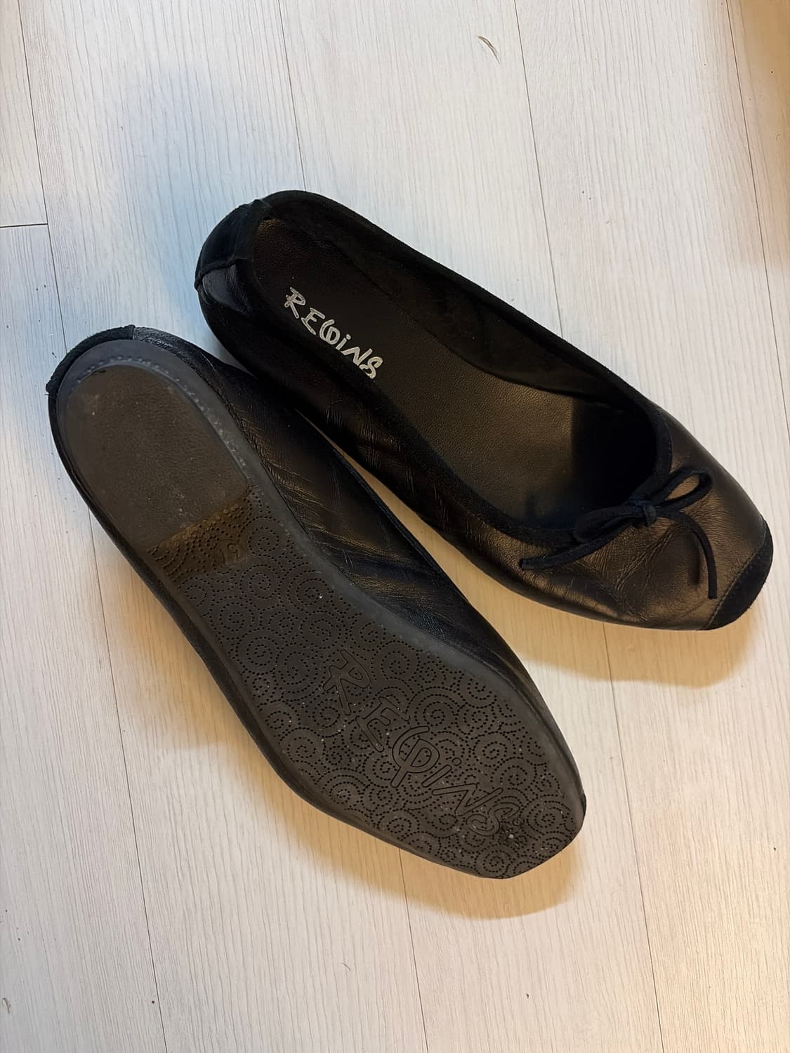 흐꺙 REIQINS 블랙 플랫슈즈 상품이미지2