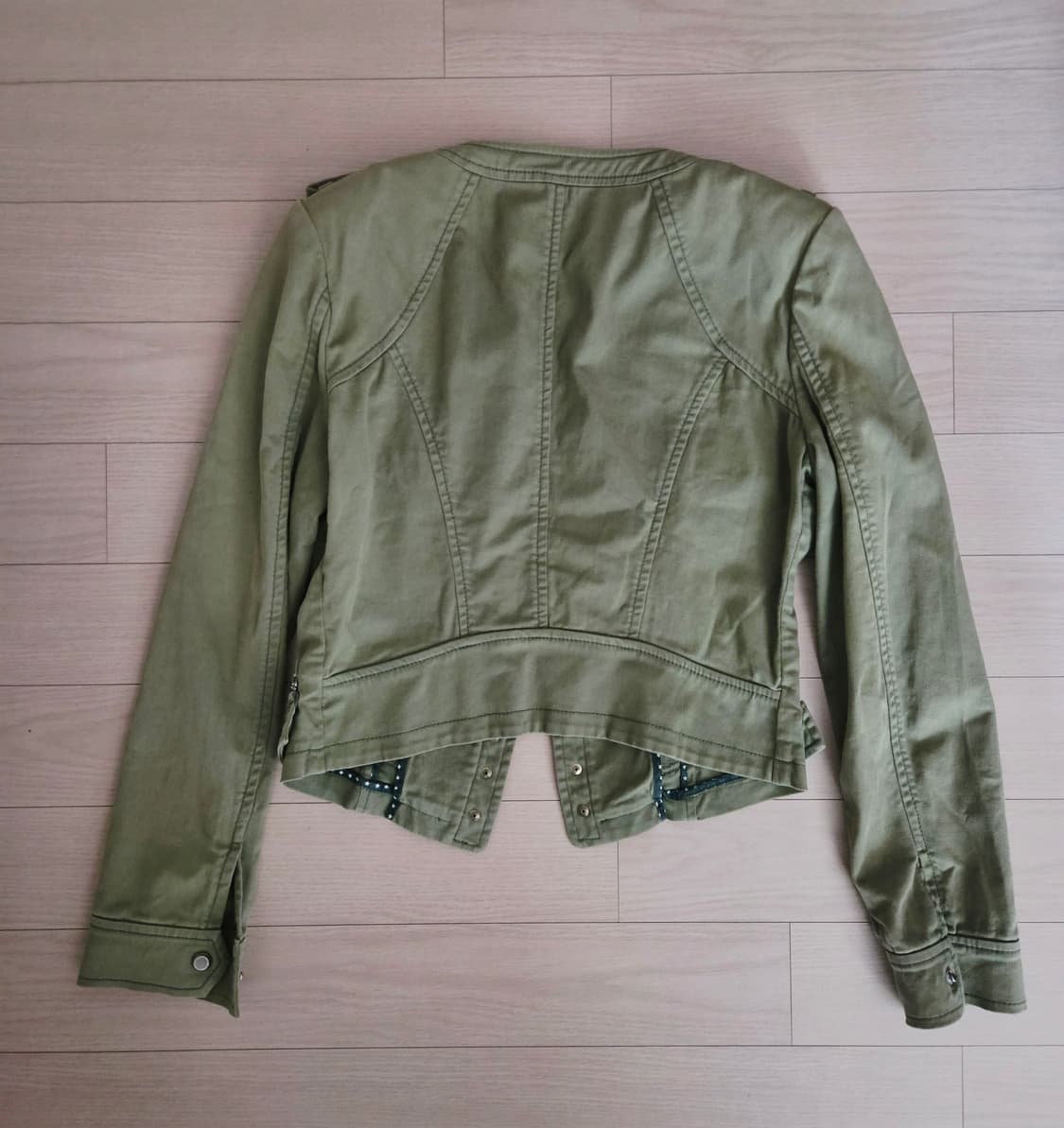 Egoist 카키 야상 자켓  별디테일 y2k 상품이미지4