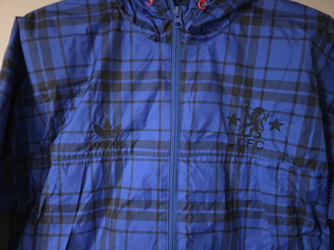 아디다스 첼시FC 윈드브레이커 바람막이.
싸이즈 100~105. 남자 상품이미지3