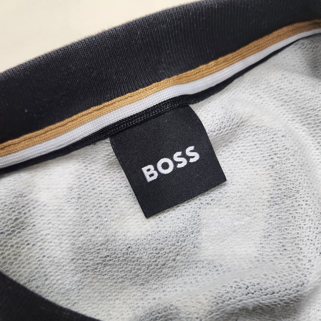 정품 보스 남성 여성 모노그램 맨투맨 티셔츠 XL  상품이미지8