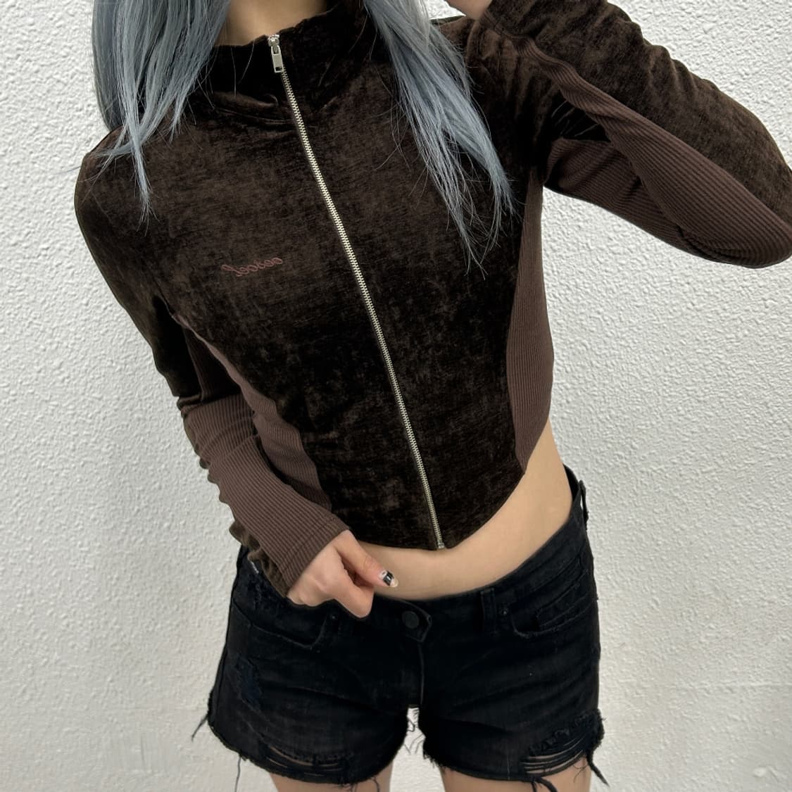 오이소엘 브라운 벨벳집업 1 상품이미지1