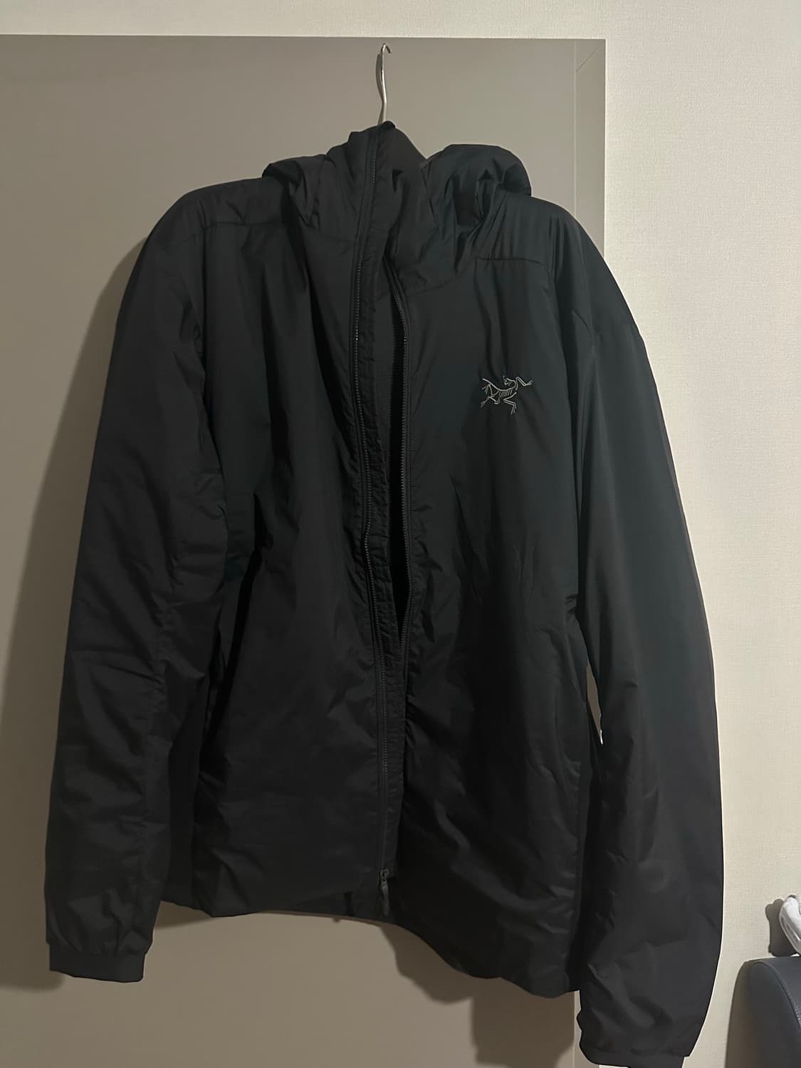 25FW 아크테릭스 아톰 후디 판매합니다 L 상품이미지1