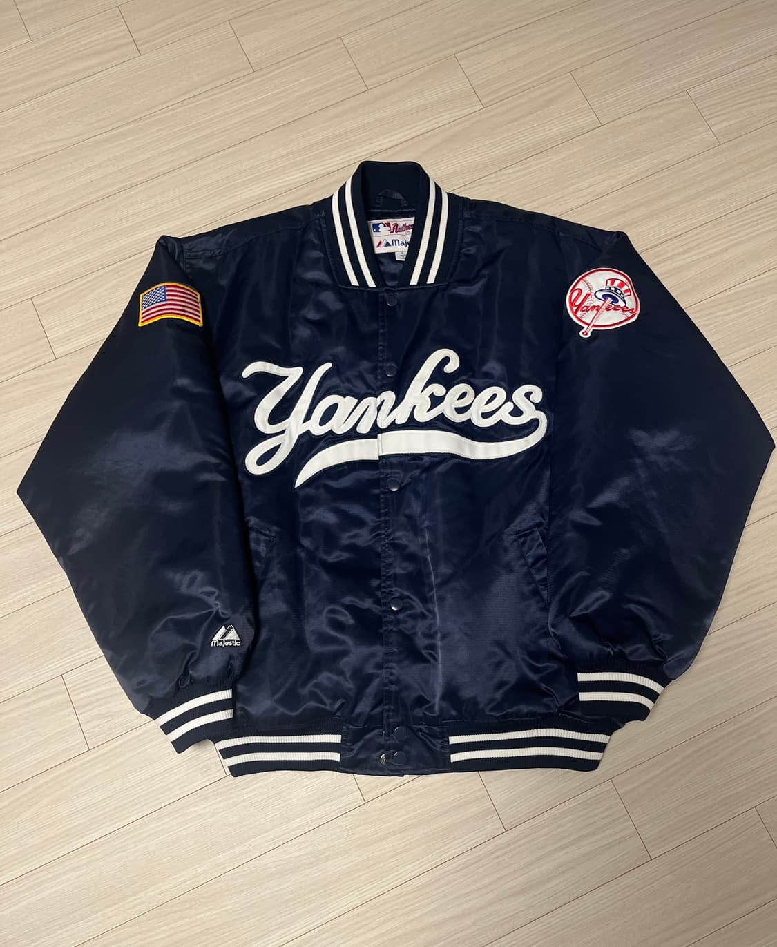 [L] 마제스틱 뉴욕 양키스 봄버 재킷 상품이미지1