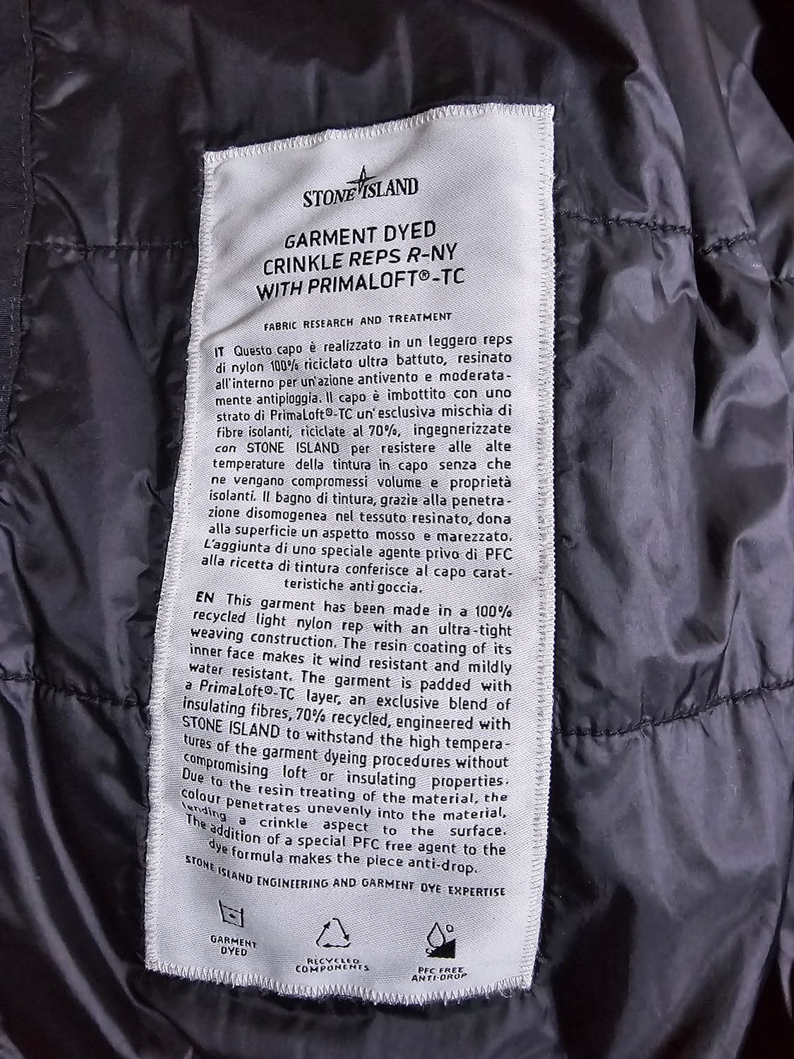 스톤아일랜드 크링클랩스 프리마로프트 봄버 상품이미지4