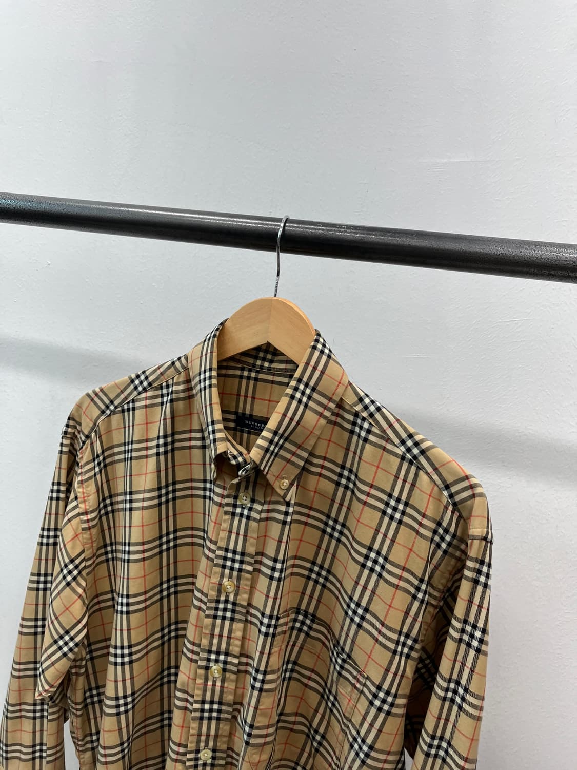 110) 버버리 베이지 체크셔츠  상품이미지3